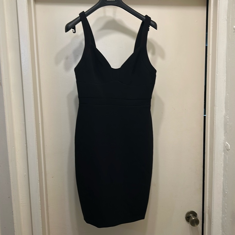 Likely Women's Mini Dress Size 6 Black Stretch Date Night Going Out City EUC